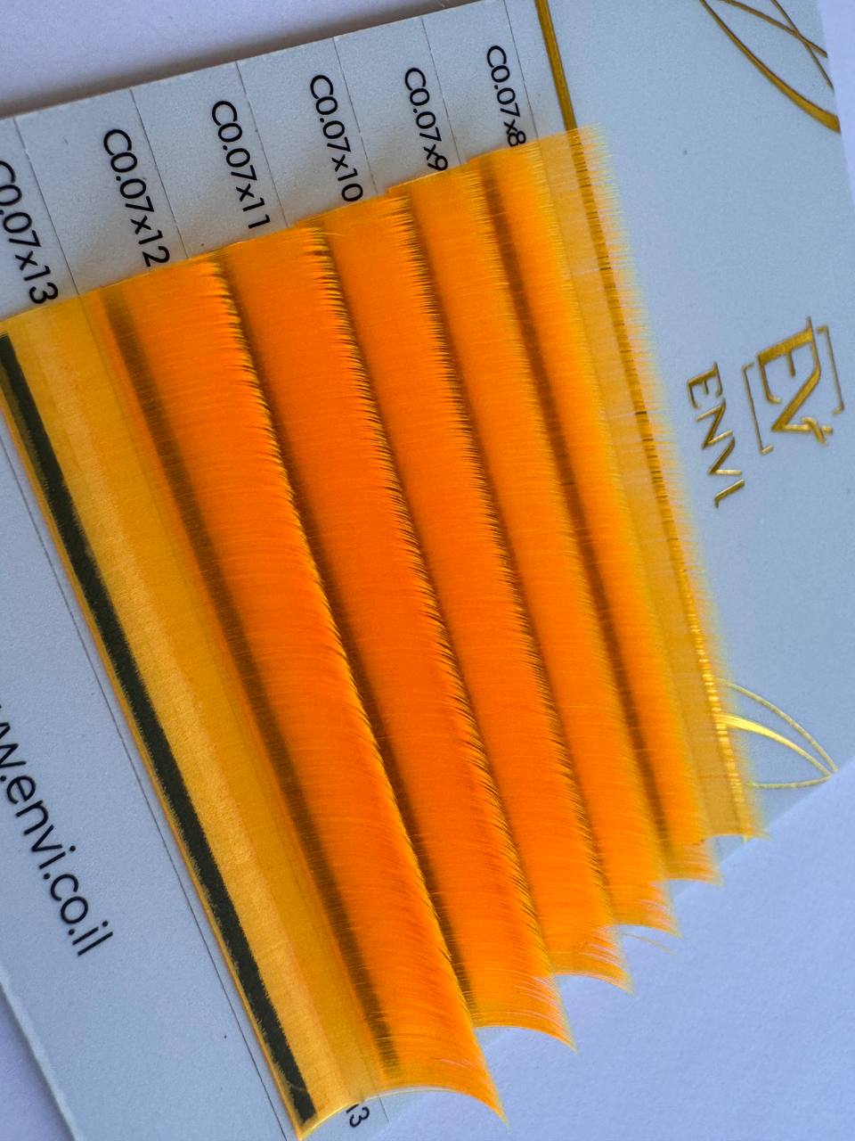 ריסים צבעוניים Envi (מיקס) Neon Orange 6 שורות – תמונה 2